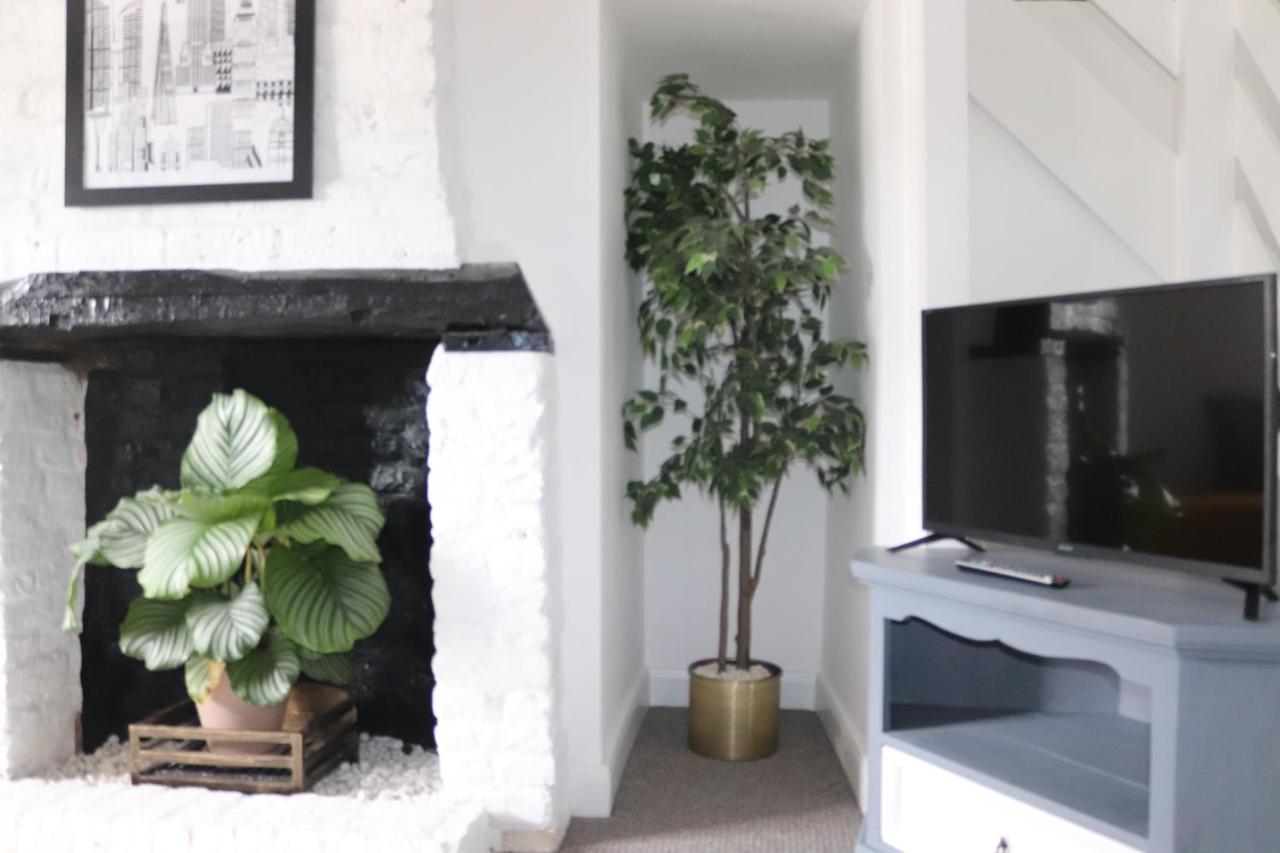 Grade I Listed Luxury Apartment In Hertfordshire Ware Eksteriør bilde